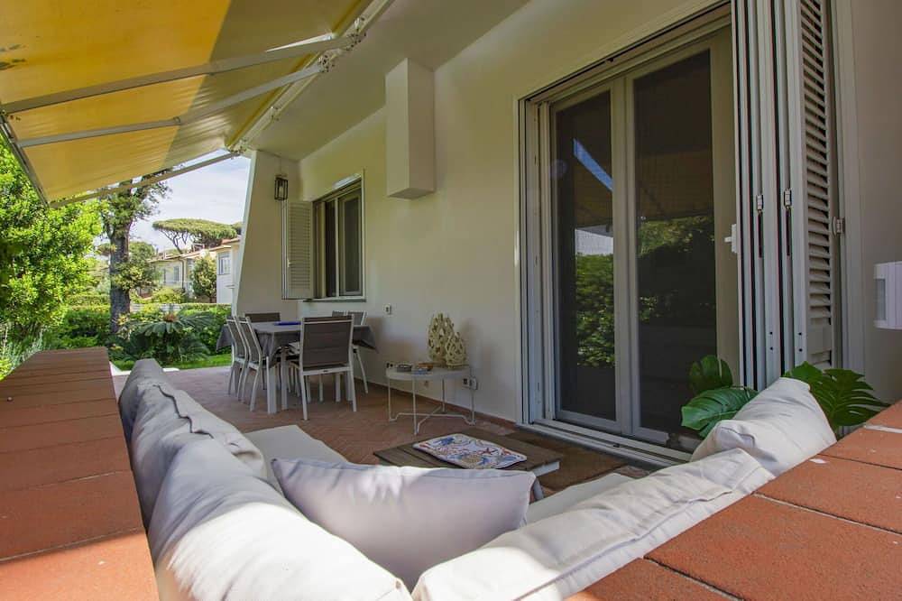 Villa indipendente con Wifi, A/C, vasca idromassaggio, Tv, terrazza, animali ammessi, parcheggio in Pisa, Riviera Toscana