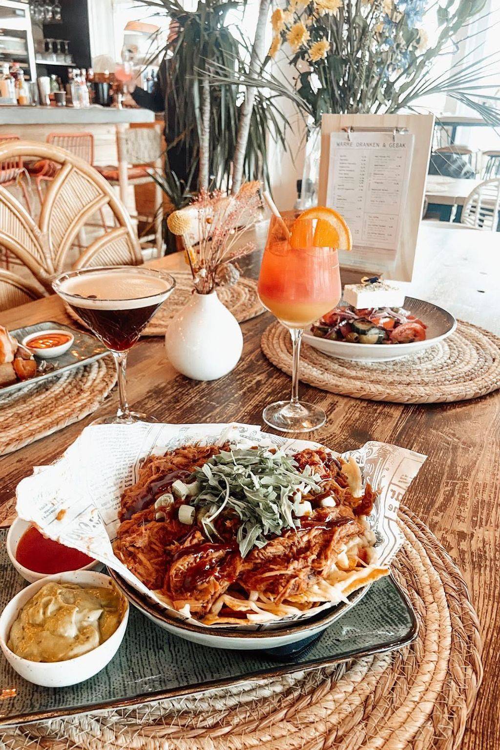 Houseboat Sneekwater in Friesland