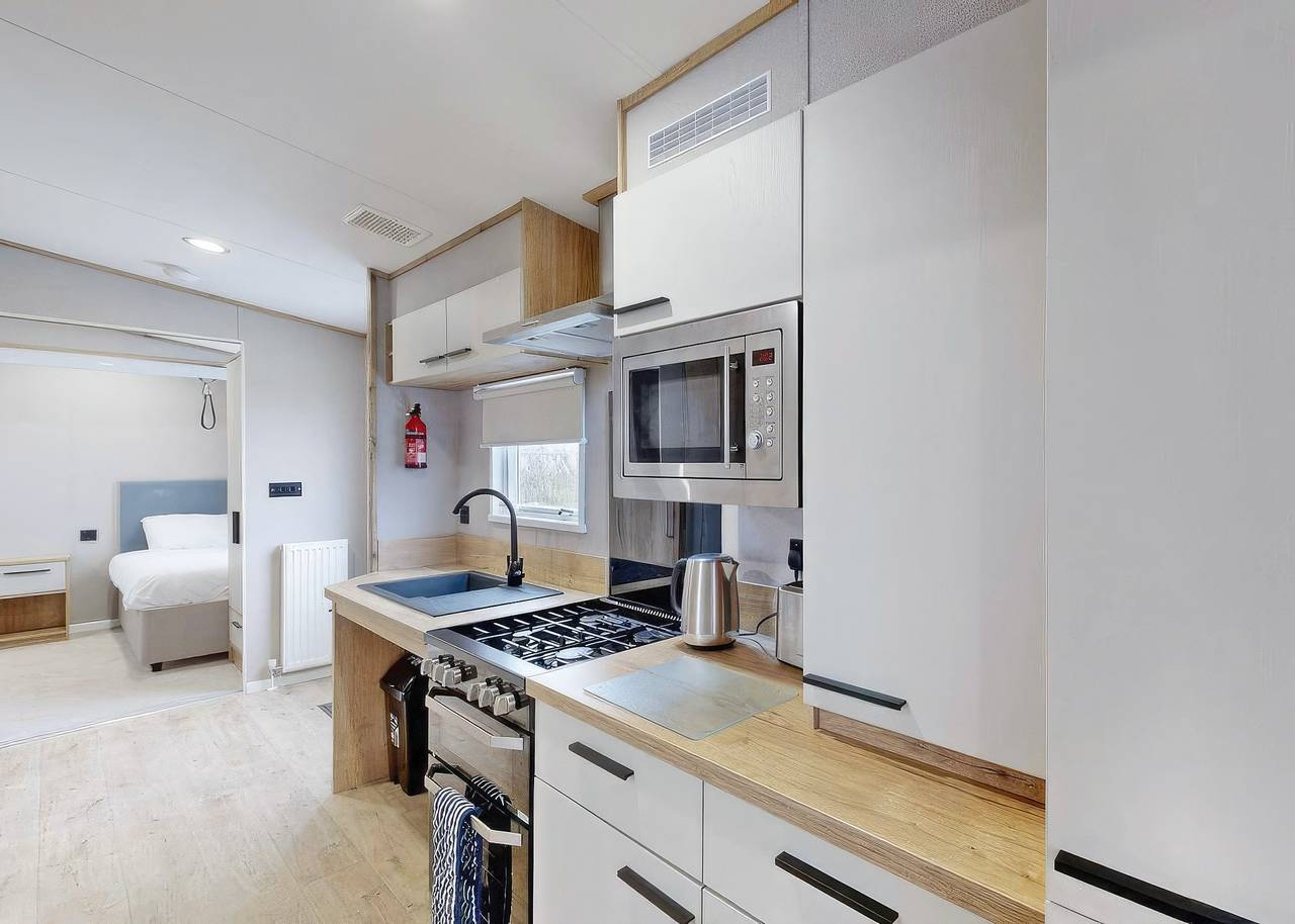 Silver Accessible 2 Bedroom Caravan in Brean, Somerset