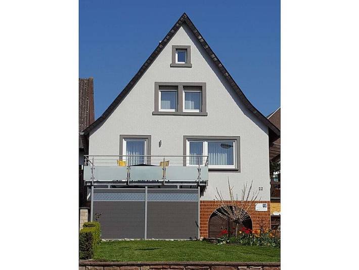 Ferienhaus für 4 Personen, mit Balkon und Terrasse in Klingenmünster