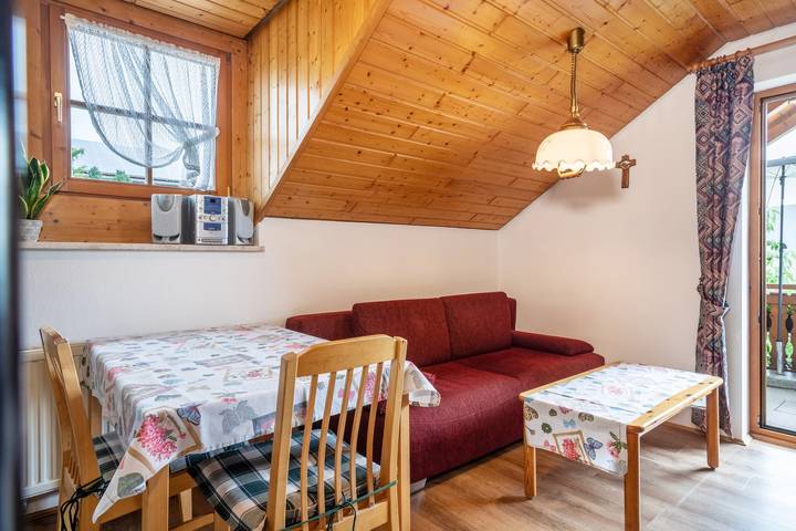 Appartement entier, Appartement de vacances confortable de 40 m² avec balcon privé in Ravensbourg, Region Bodensee-Oberschwaben