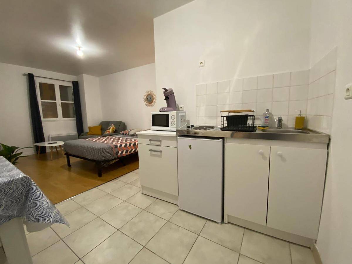 Appartement entier, One-Bedroom Apartment in Excideuil, Périgord Vert