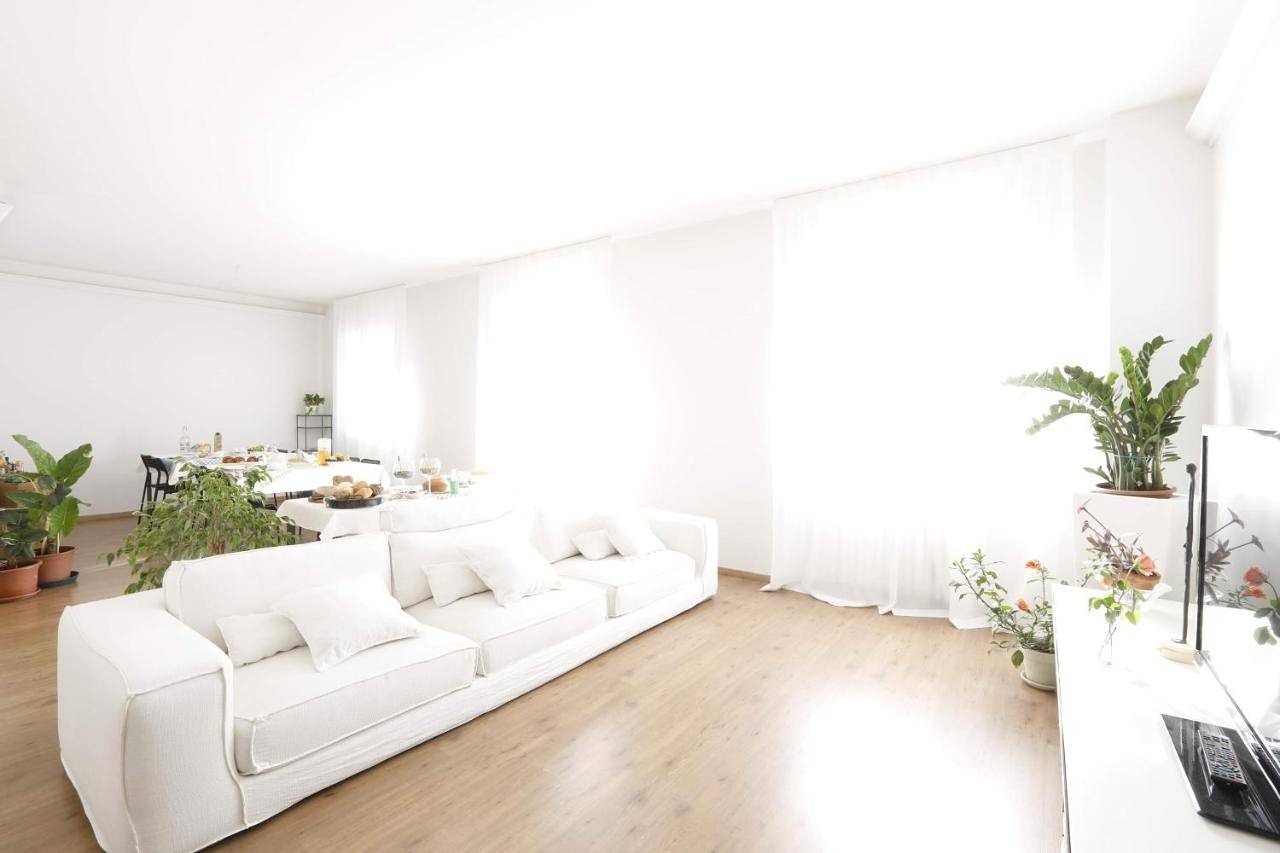 Single Room with Private External Bathroom in Módena, Módena (província)