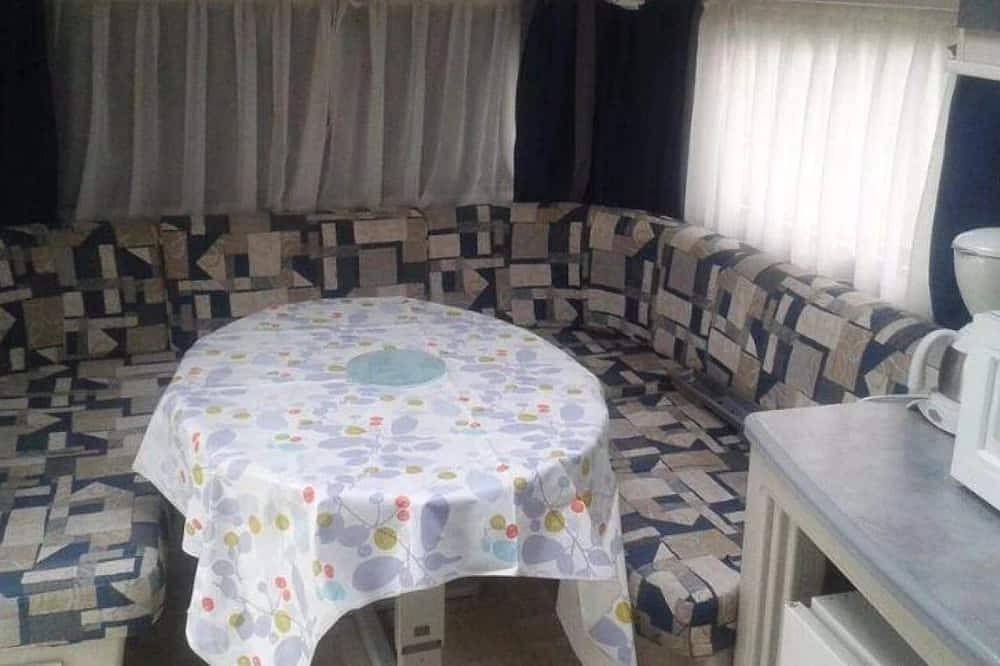 Camping 3 étoiles - Piscine in Langogne, Mende region