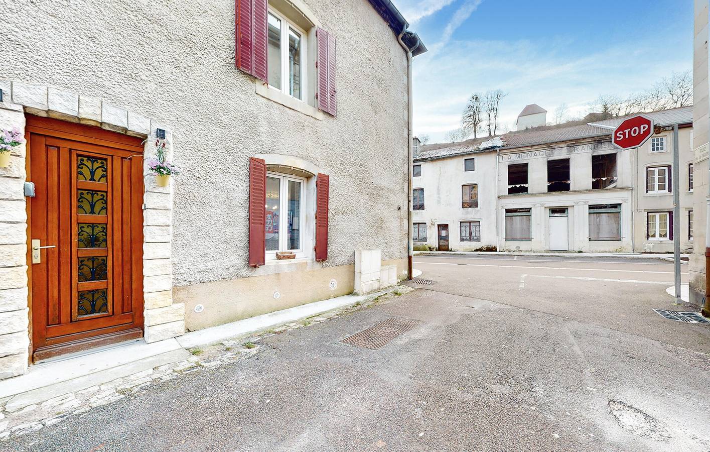 Acogedor apartamento ajardinado con WiFi y aparcamiento - a 1,5 km de La Marne in Vignory, Alto Marne