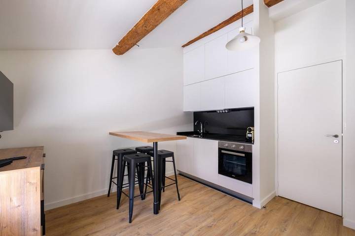 Gîte pour 2 personnes à Champagne-au-Mont-d'Or - 2