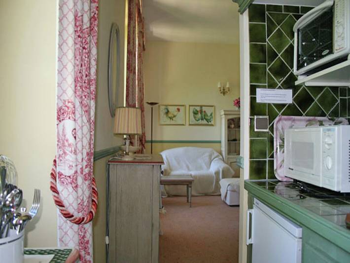 Appartement entier, Séjour Romantique au Château du Rhône in Montbrun-les-Bains, Région de nyons