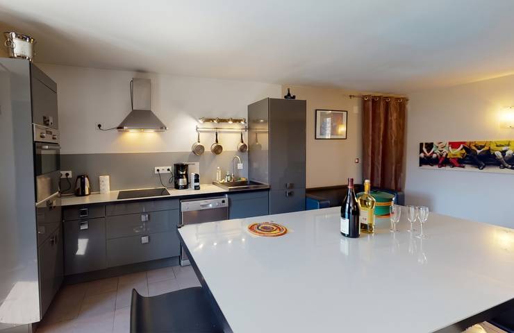 Maison avec piscine à Laviolle, 450 m² in Laviolle, Parc naturel régional des Monts d'Ardèche