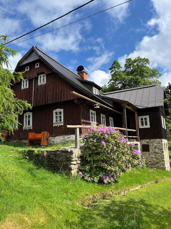 Apartament wakacyjny dla 14 osób, z Balkon i Taras oraz Ogród i Widok w Paseky nad Jizerou