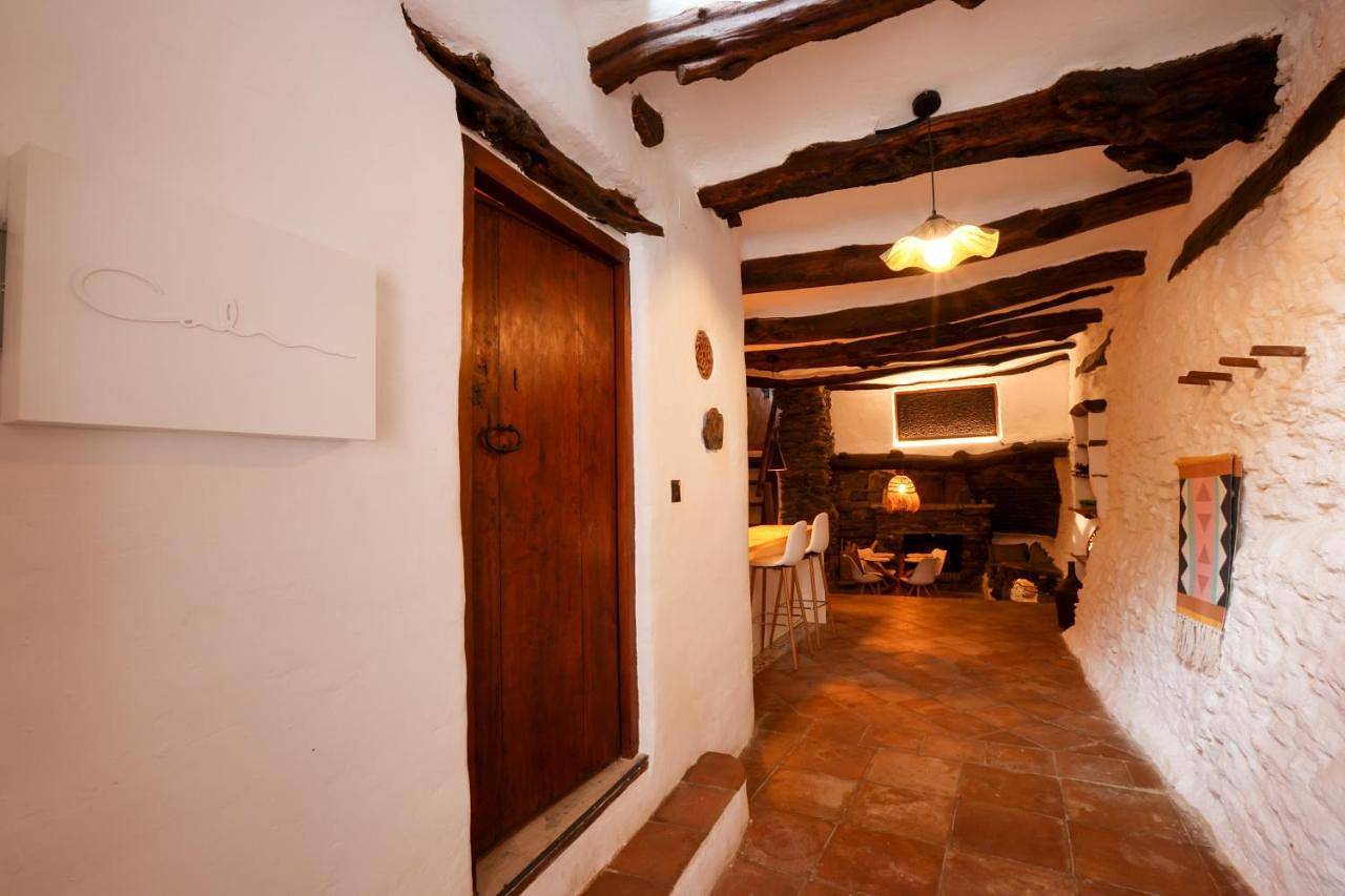 Casa de los títeres in Pitres, La Taha