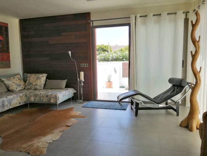 Location de vacances pour 6 personnes, avec vue ainsi que piscine et terrasse, animaux acceptés à Agua Amarga - 3