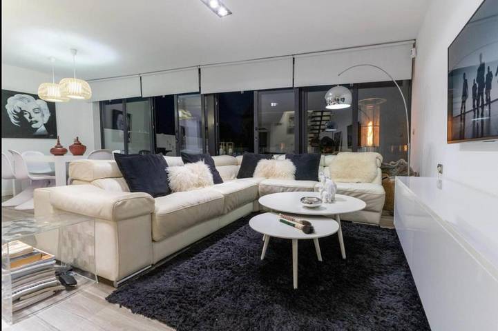 Casa rural para 6 personas, con vistas además de piscina y jardín en Santa Pola - 4