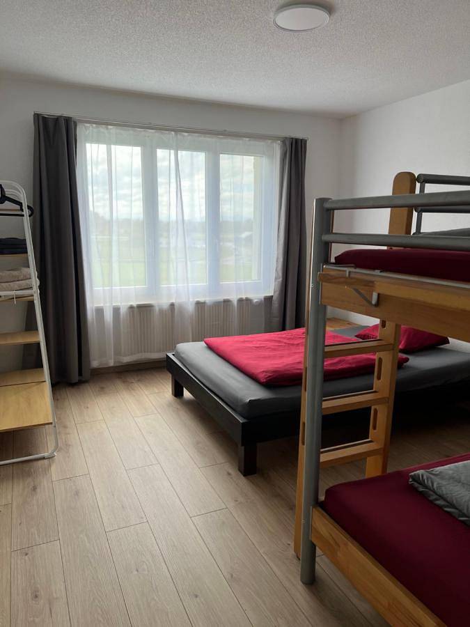 Gîte pour 7 personnes, avec vue et jardin à Morat - 4