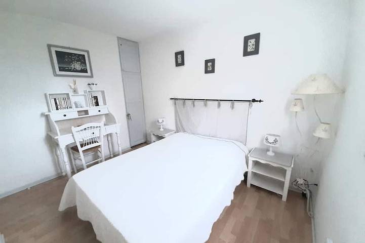 Location de vacances pour 4 personnes, avec jardin et piscine à Uzès - 2
