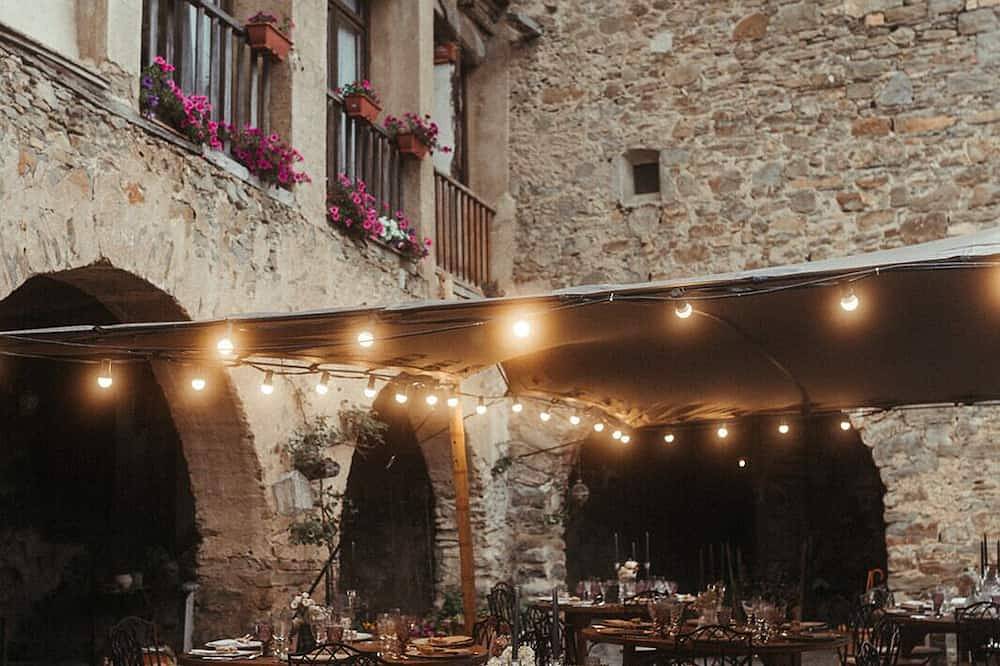 Masia de Alquiler Integro para eventos y celebraciones in Ripoll, Pirineo Catalan