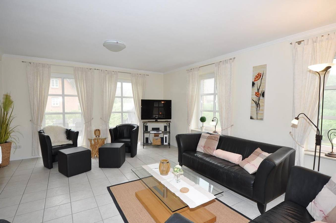 Ferienhaus "Haithabu"- Urlaubsdomizil mit Terrasse und wunderschönem Ausblick in St. Peter-Bad, St. Peter-Ording