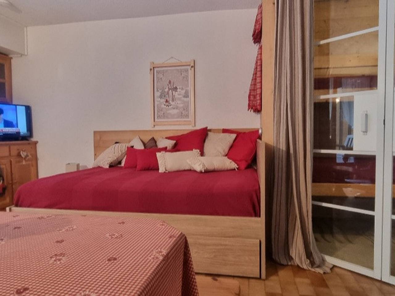Ganzes Studio, Gemütliche Wohnung mit Wlan am Waldrand in Samoëns, Region Bonneville