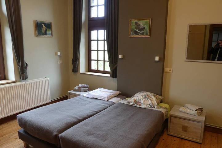 Gîte pour 14 personnes à Walcourt