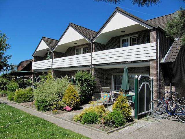 Ferienwohnung für 3 Personen, mit Garten und Sauna in Neuharlingersiel - 2