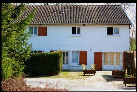 Appartement entier, Two-Bedroom Apartment in Éclaires, Marne