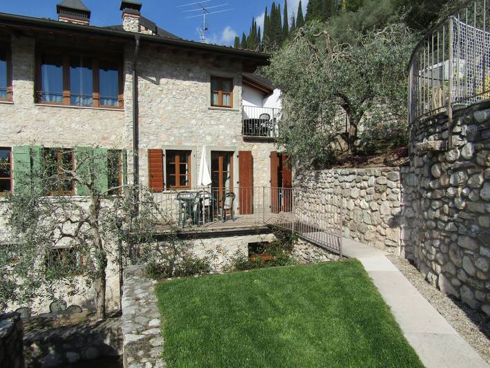 Ferienwohnung für 4 Personen, mit Balkon und Terrasse sowie Pool in Toscolano-Maderno - 2