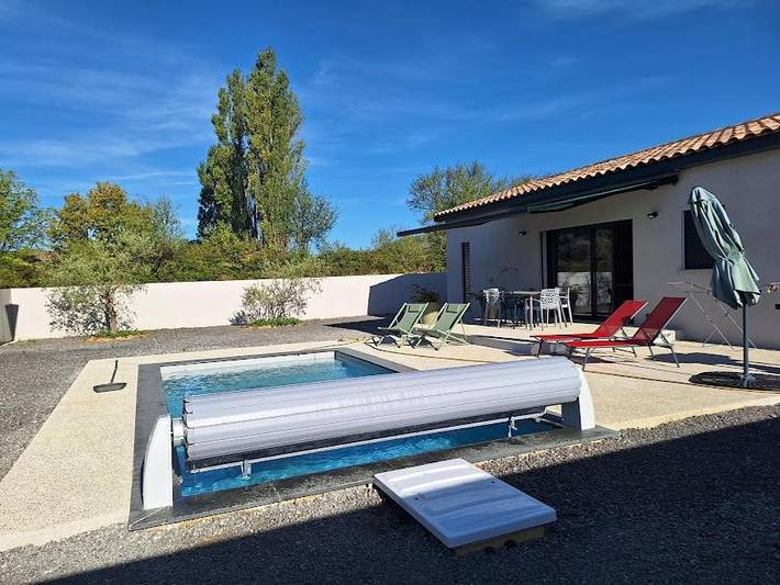 Villa pour 4 personnes, avec Terrasse et Piscine à Vallon-Pont-d'Arc