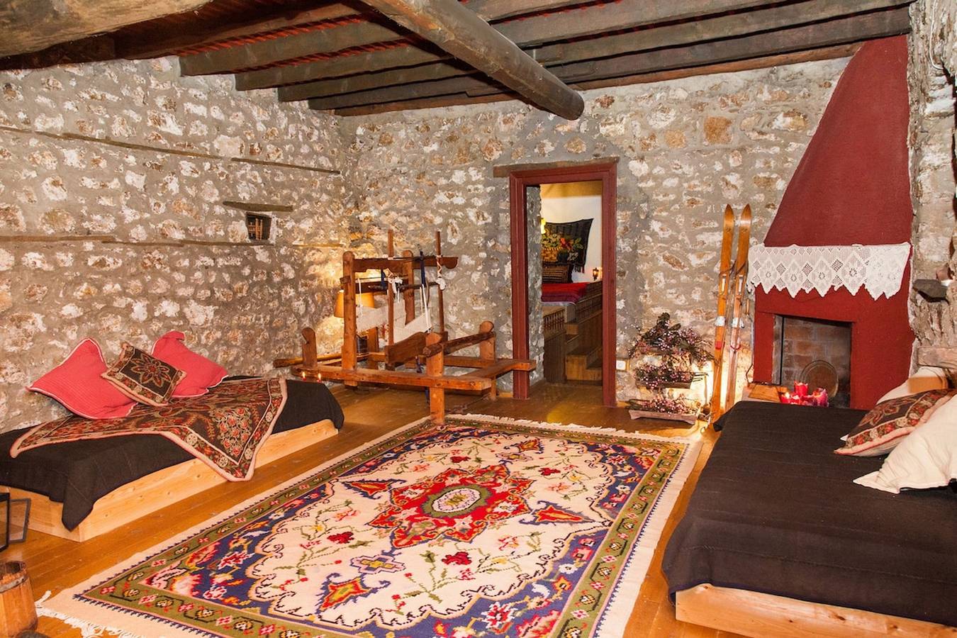 Casa de vacaciones para 10 personas con jardín in Región de Phocis