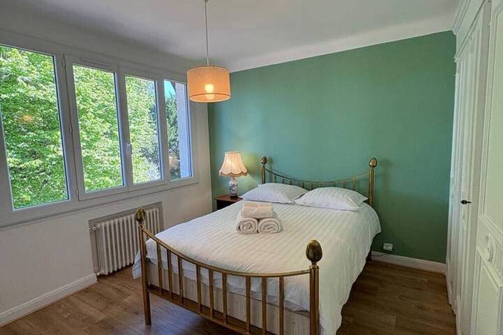 `Villa du Parc`*Parking*Proche centre*Calme in Montauban, Tarn-et-Garonne