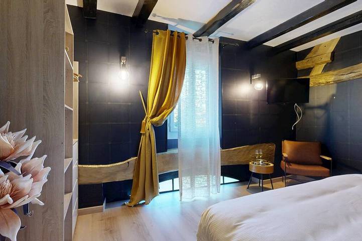 House with Spa and Private Sauna in Lissac-sur-Couze, Brive-la-Gaillarde region