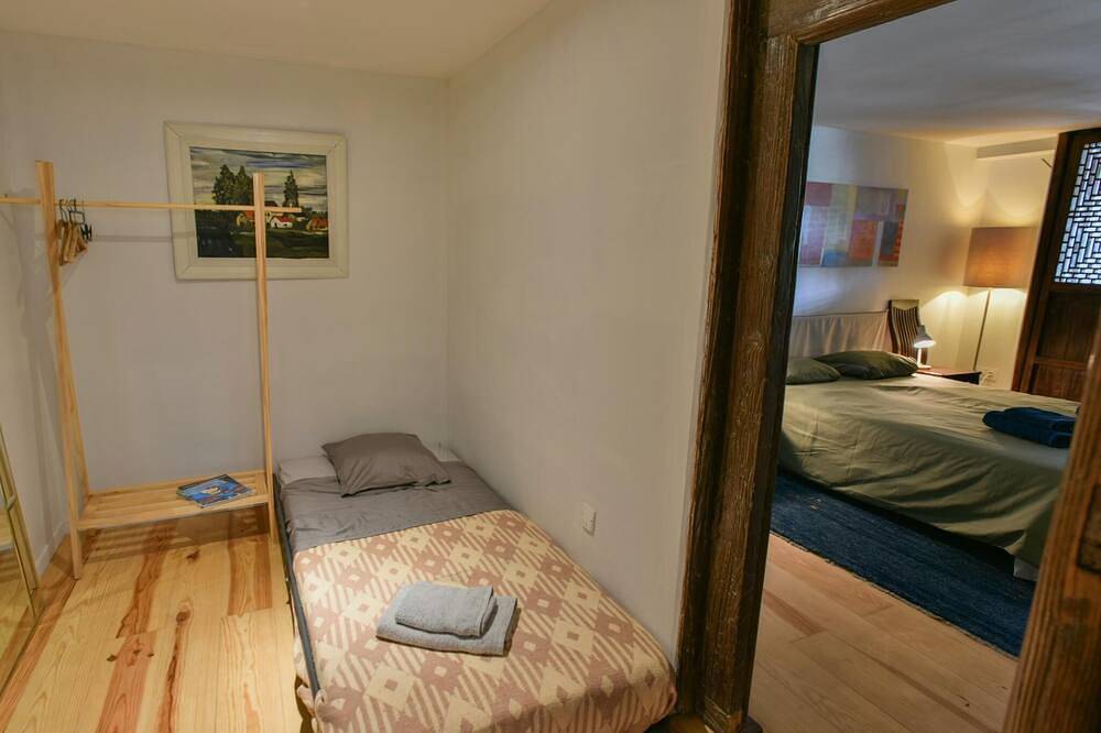 Ganze Wohnung, Schöne Ferienwohung beim mittelalterlichen Stadt in Montréal (Aude), Carcassonne und Umgebung