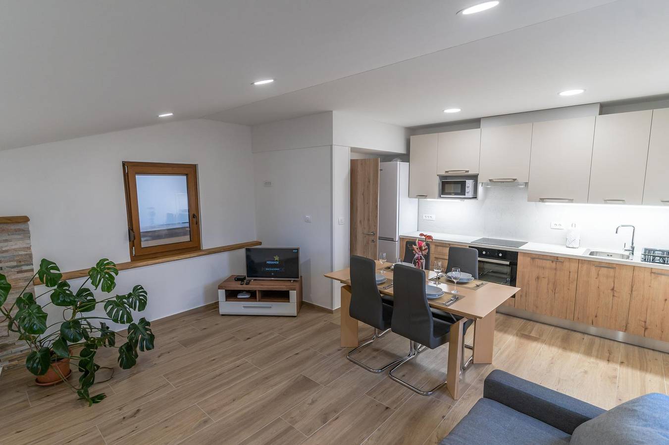 Appartamento intero, Appartamento vacanze per 4 persone con balcone in Aidussina, Slovenia