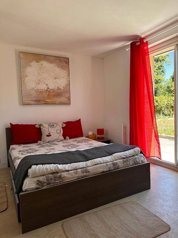 Gîte pour 2 personnes, avec vue et jardin à Sassenage - 2