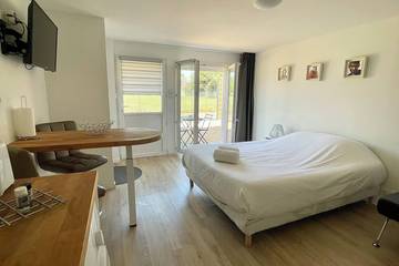 Gîte pour 2 personnes, avec jardin et balcon à Fondettes