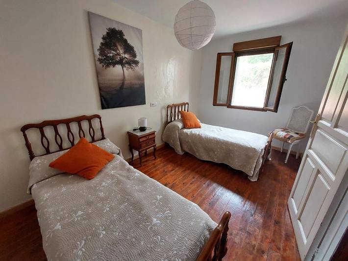 Casa rural para 6 personas, con balcón y vistas, Se admiten mascotas en Comarca del Caudal - 4