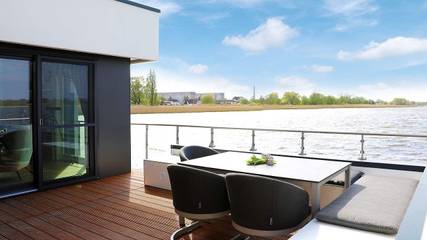 Boot für 6 Personen, mit Terrasse und Seeblick in Ribnitz-Damgarten