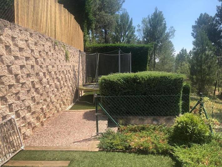 Casa rural para 6 personas, con Balcón y Terraza además de Jardín y Piscina en Bescanó - 2