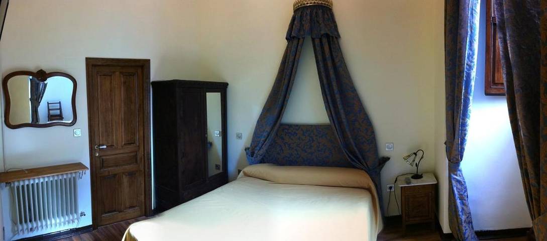 Hotel para 2 personas, con jardín además de terraza y piscina en Provincia de Burgos - 2