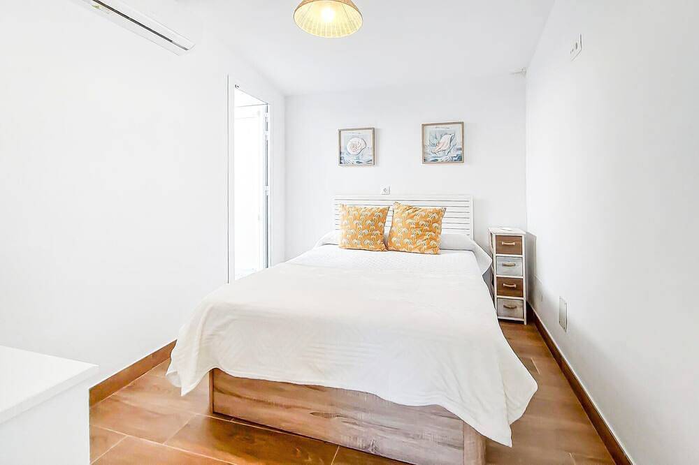 Preciosa casa en Olvera con piscina privada, que puede ser interior o exterior. in Olvera, Pueblos Blancos