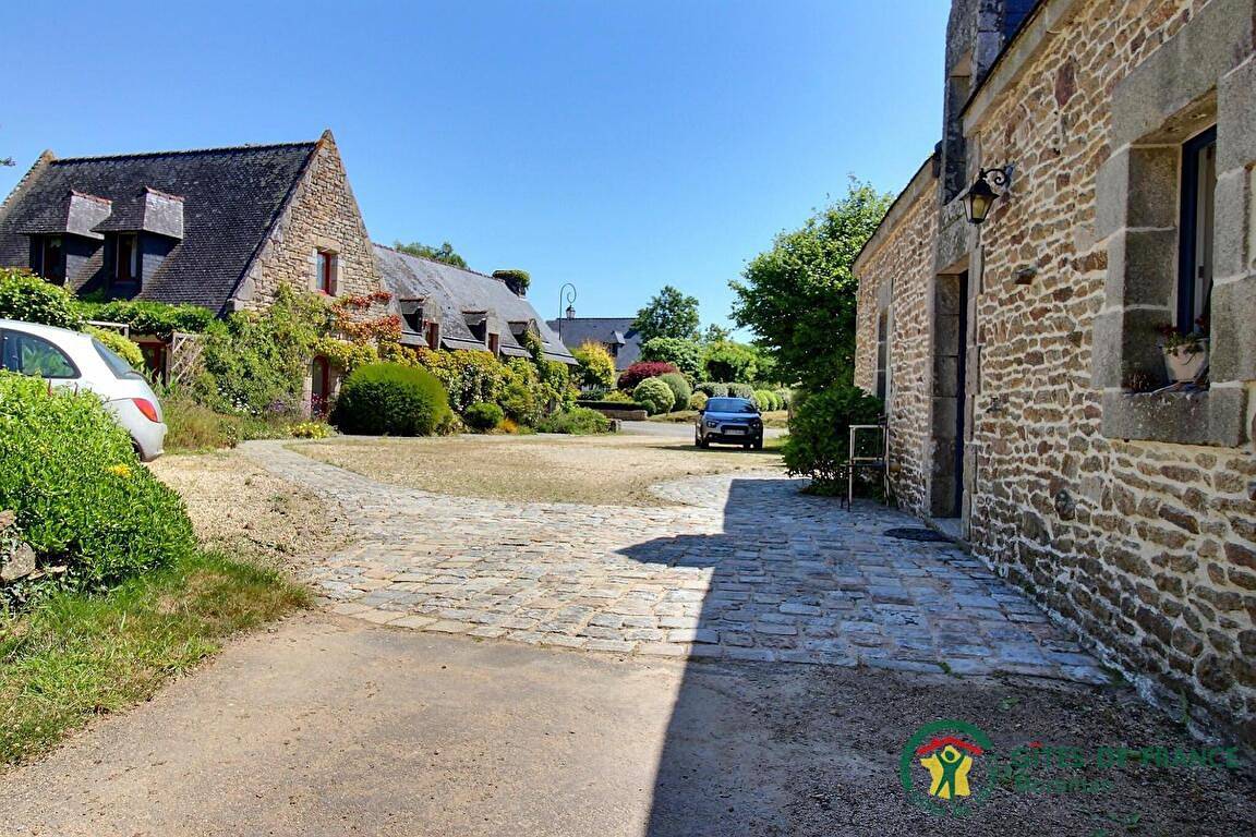 Les Trévidelloises - Chambre Lagerfield in Kervignac, Côte des Mégalithes