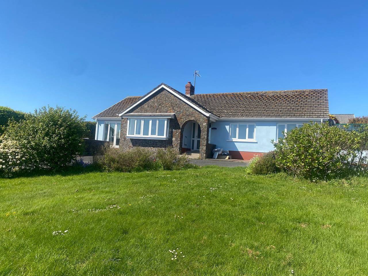Dol Hendre in Freshwater East, Pembrokeshire