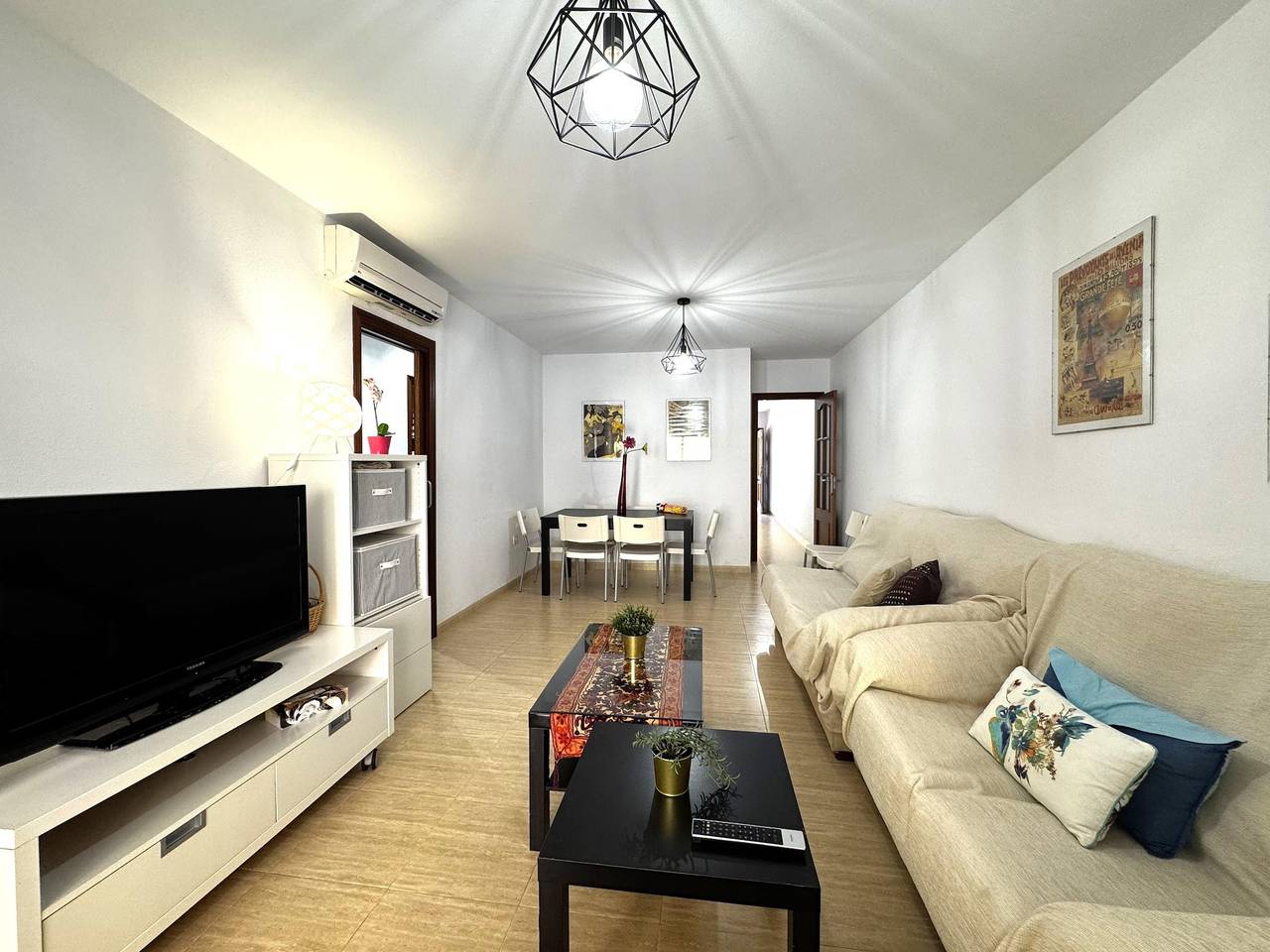 Entire apartment, Premium Apartment in Roquetas de Mar in Roquetas de Mar, Costa de Almería