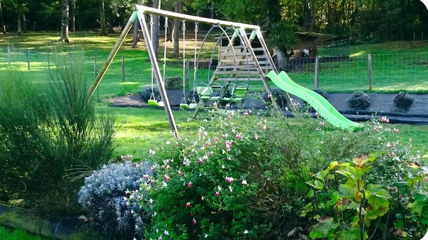 Location de vacances pour 4 personnes, avec jardin ainsi que vue et piscine dans Boulazac Isle Manoire - 3