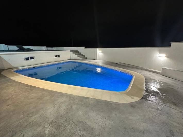 Villa pour 12 personnes, avec vue ainsi que piscine et jardin à Benidorm