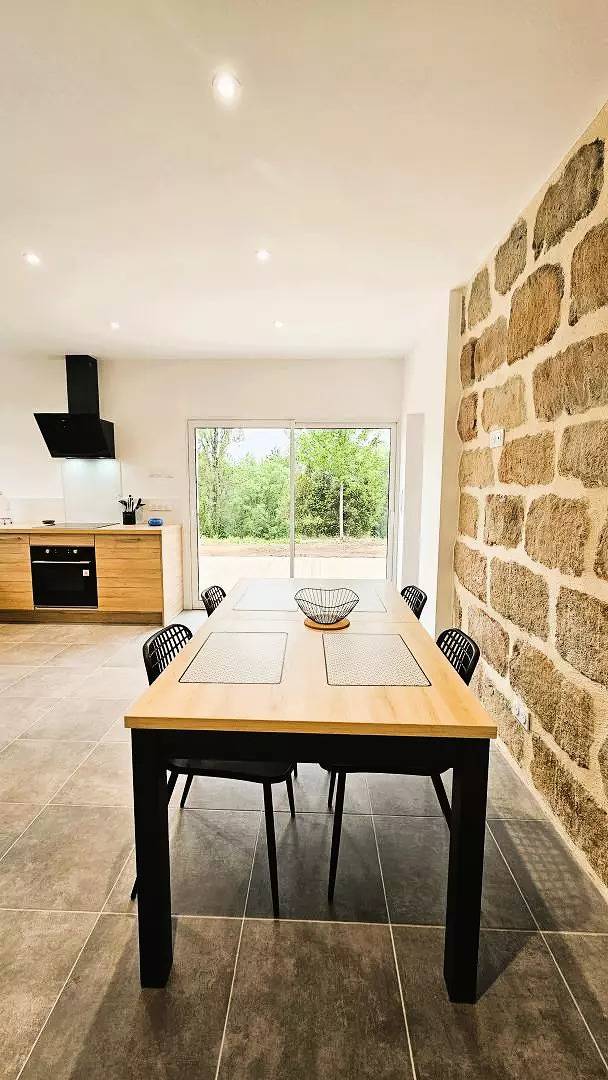 Maison de vacances pour 6 personnes, avec Terrasse à Brive-la-Gaillarde