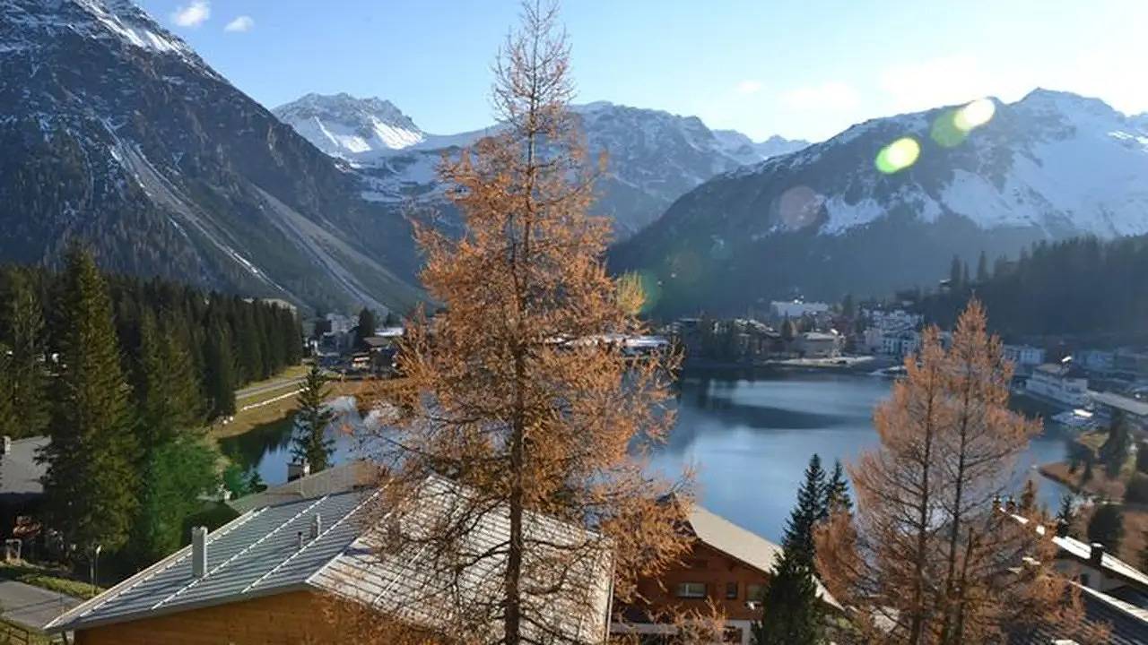 Geheel vakantieappartement, Vakantieappartement voor 4 personen met balkon in Arosa, Plessur Alpen