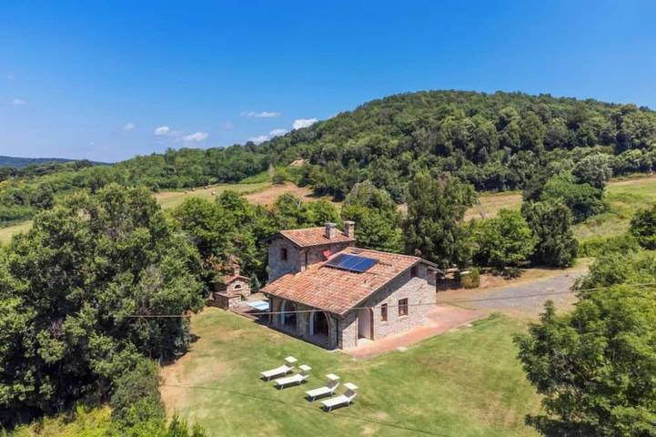 Ferienhaus für 9 Personen, mit Pool und Terrasse sowie Garten, mit Haustier - 1
