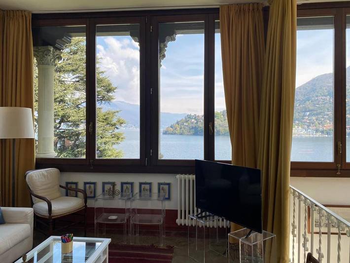 Casa vacanza per 6 persone, con giardino e vista lago a Laveno-Mombello