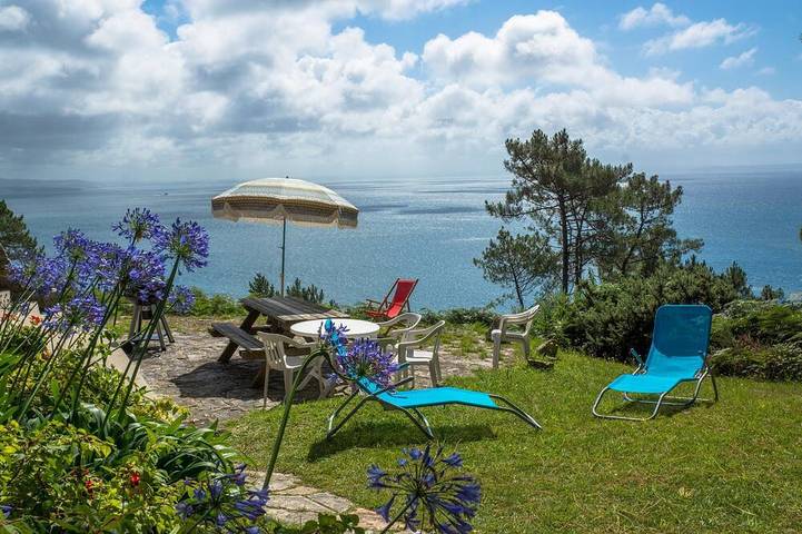Ferienhaus für 10 Personen, mit Terrasse und Garten - 1