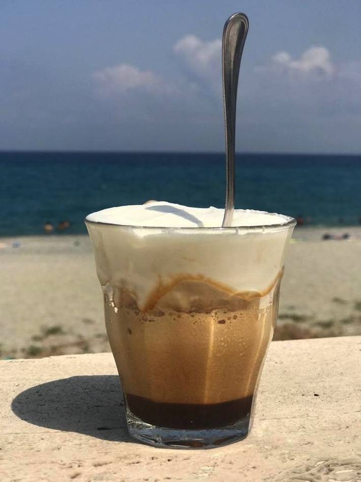 Gîte pour 5 personnes, avec balcon et vue à Spadafora