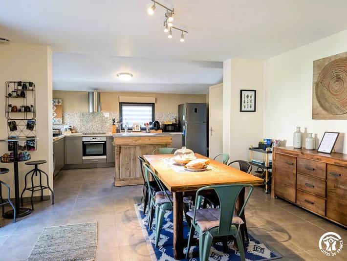 Gîte pour 6 personnes, avec jardin